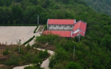 方山的红房子图片